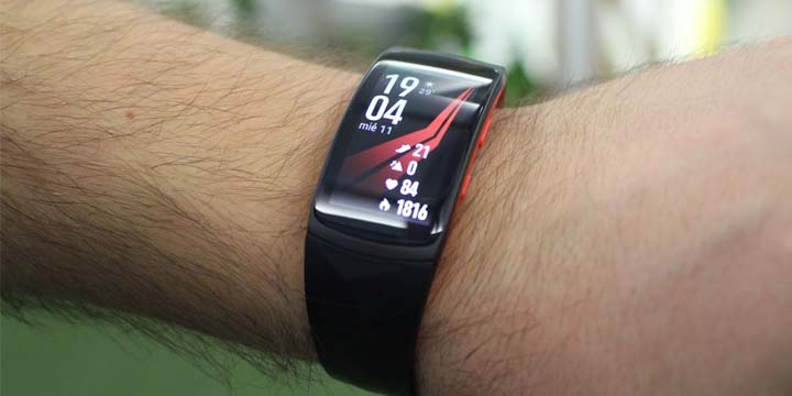 Review: Samsung Gear Fit 2 Pro, la pulsera inteligente para el uso diario