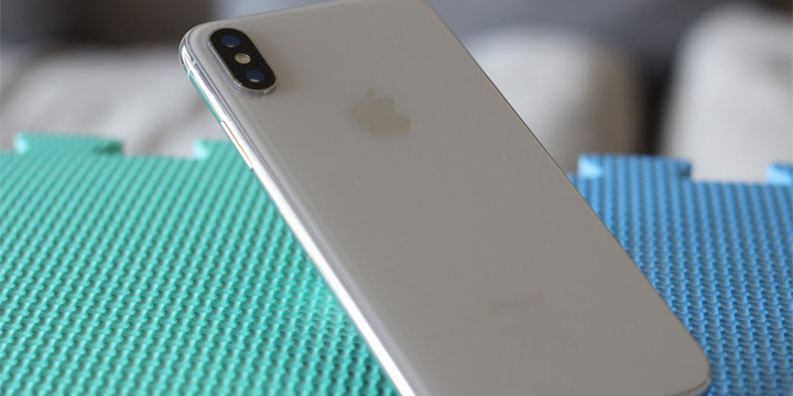 Review: iPhone X, el móvil de Apple que elimina el Touch ID