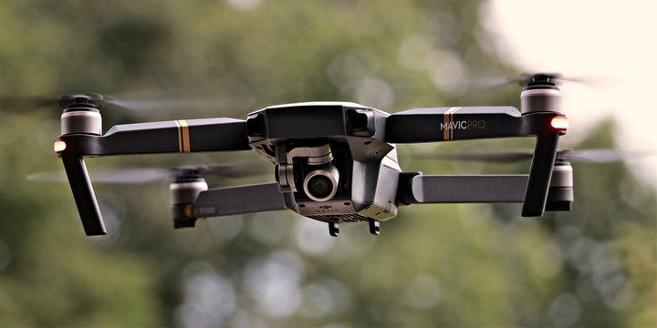¿Qué está prohibido y permitido hacer con un dron?