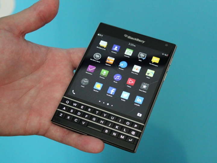 BlackBerry vuelve a la carga con BlackBerry Passport