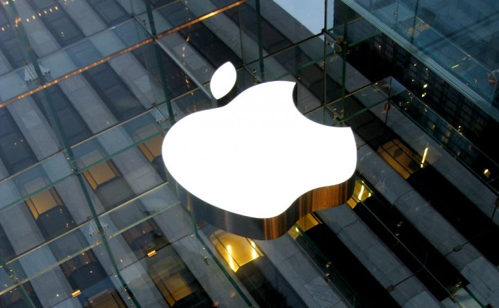 ¿Qué significa la "i" en los productos de Apple?