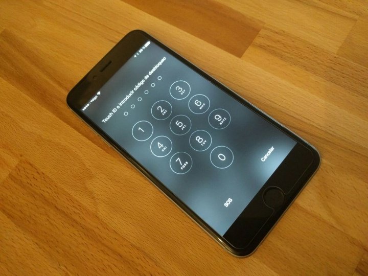 iOS 9.3 todavía permite hackear el iPhone mediante Siri