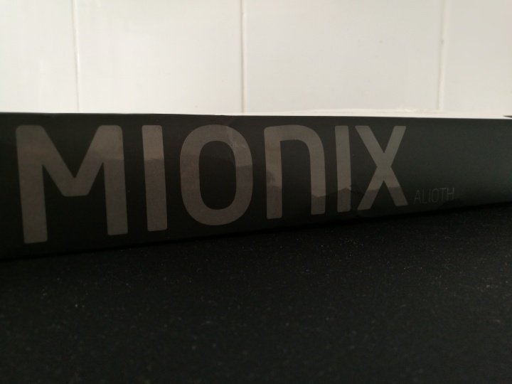 Mionix Alioth, una cómoda alfombrilla para mejorar la experiencia con el ratón