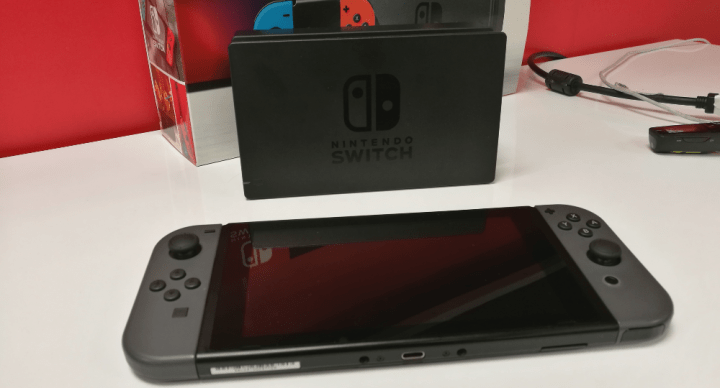 Nintendo Switch se dobla por el exceso de calor