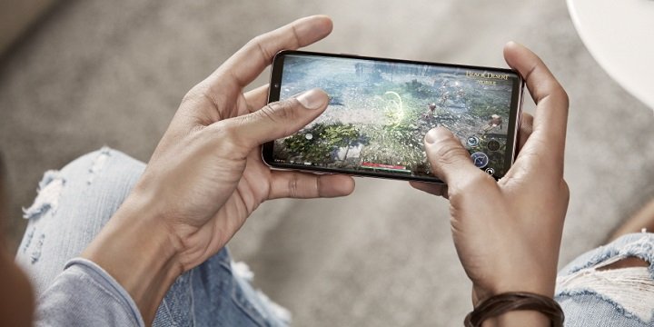 Los tres Samsung Galaxy S10 se filtran en nuevas imágenes de fundas