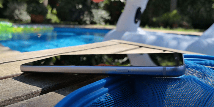 Review: LG Q7, un gama media con 3 GB de RAM y resistencia al agua