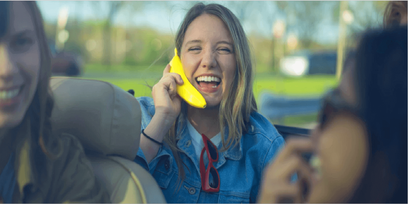 Banana Phone, el auricular que parece un móvil con aspecto de plátano