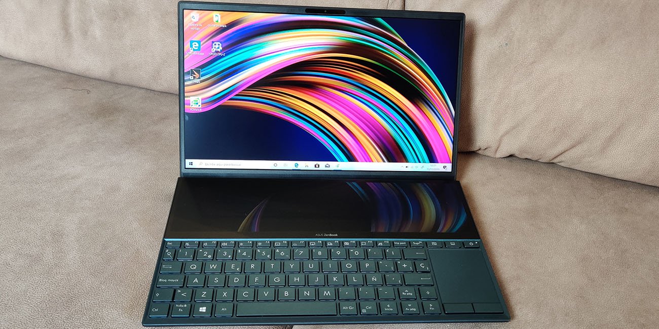 Review Asus ZenBook Duo, un portátil diferente con doble pantalla