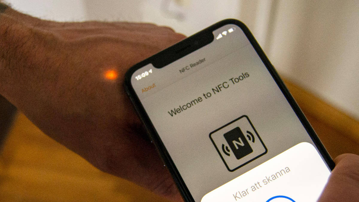Más de 5.000 personas se implantan NFC en la mano para sustituir a las tarjetas