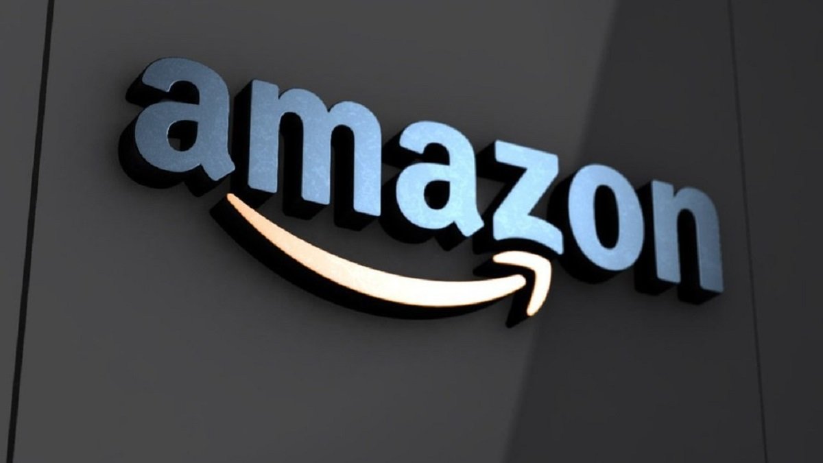 Roban medio millón de euros en móviles a Amazon en Madrid