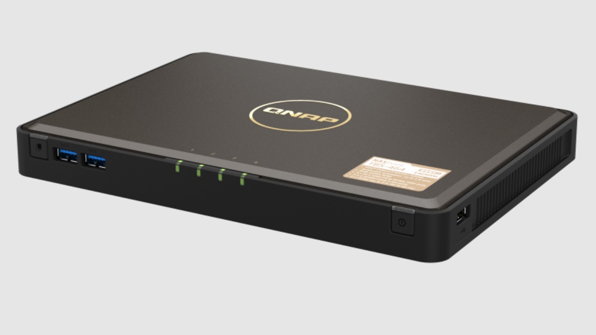 QNAP TBS-464, un NASbook compacto con ranuras SSD NVMe M.2 y dos puertos 2,5GbE