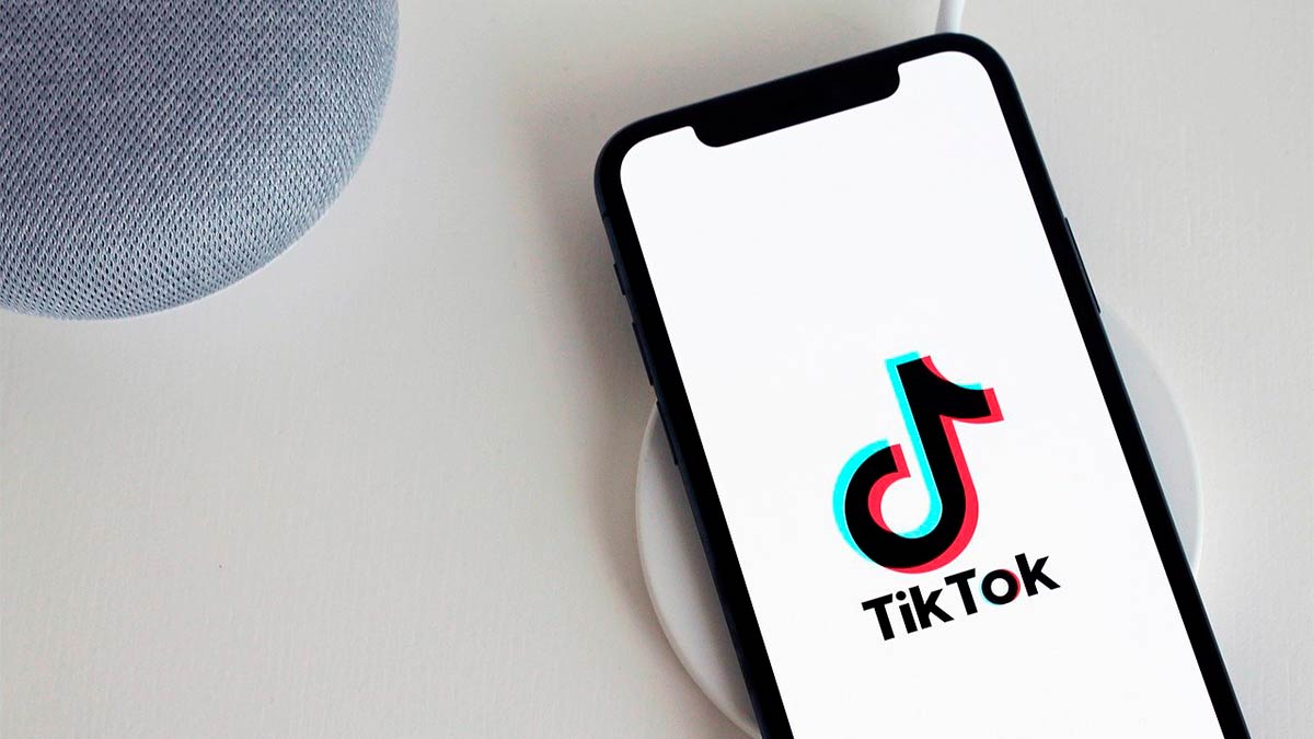 ¿Por qué TikTok es gratis? ¿Cómo ganan dinero?