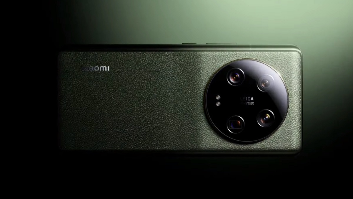 Xiaomi 13 Ultra es oficial: un "monstruo" fotográfico que hereda el diseño de las cámaras Leica