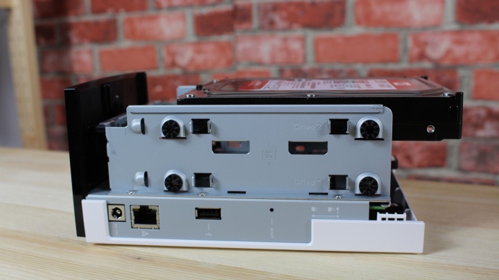 Review: QNAP TS-228, almacenamiento NAS para novatos