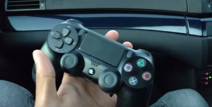 Un vídeo muestra un nuevo mando para PlayStation 4 Slim