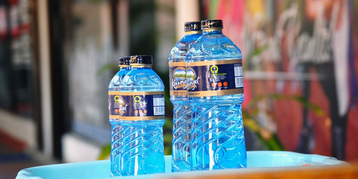 Un bulo en WhatsApp asegura que una botella explota al cogerla