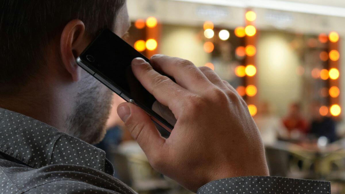 Cómo denunciar un número por llamadas comerciales