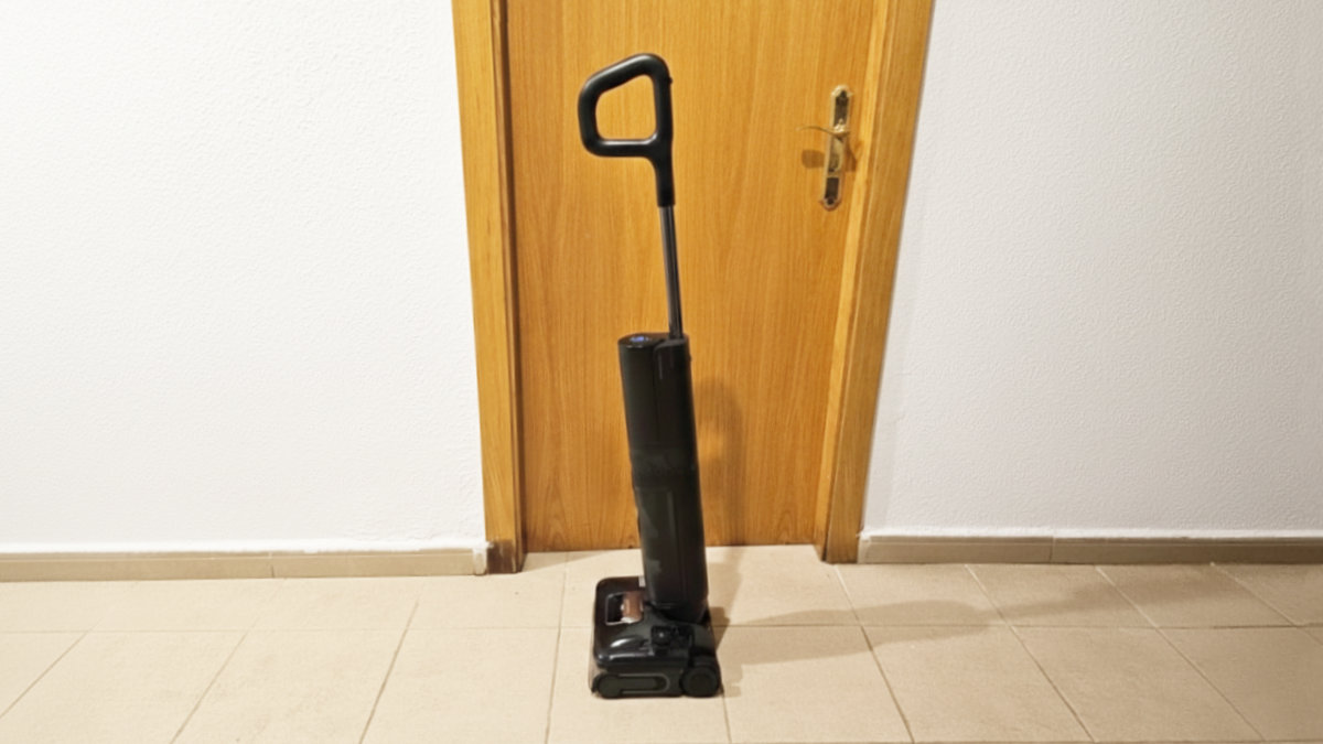 Review: Roborock F25 Ultra, una aspiradora-fregadora capaz de limpiar de una pasada todo tipo de manchas