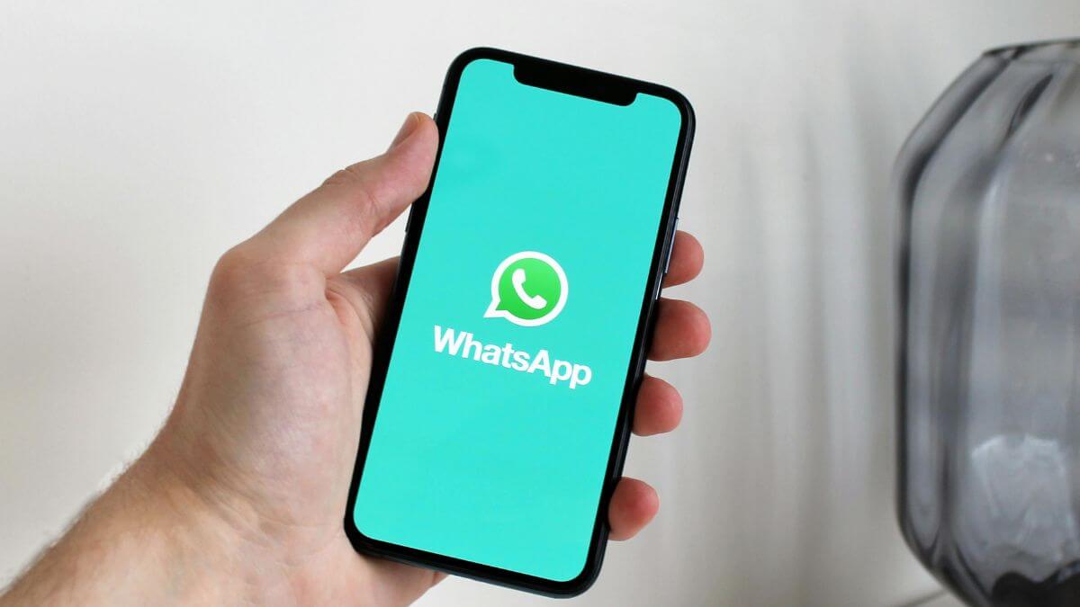 El WhatsApp de color llega a la versión web: así podrás personalizarlo
