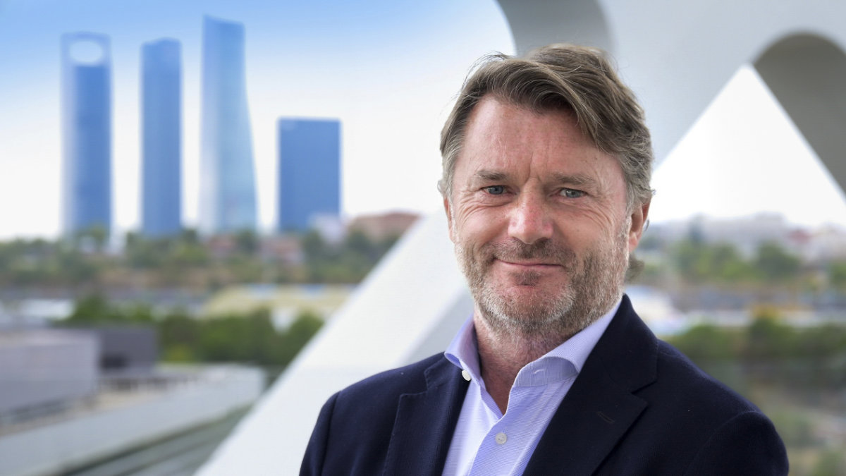 "Tenemos que humanizar la IA": entrevista a Alberto Ruano (Lenovo)