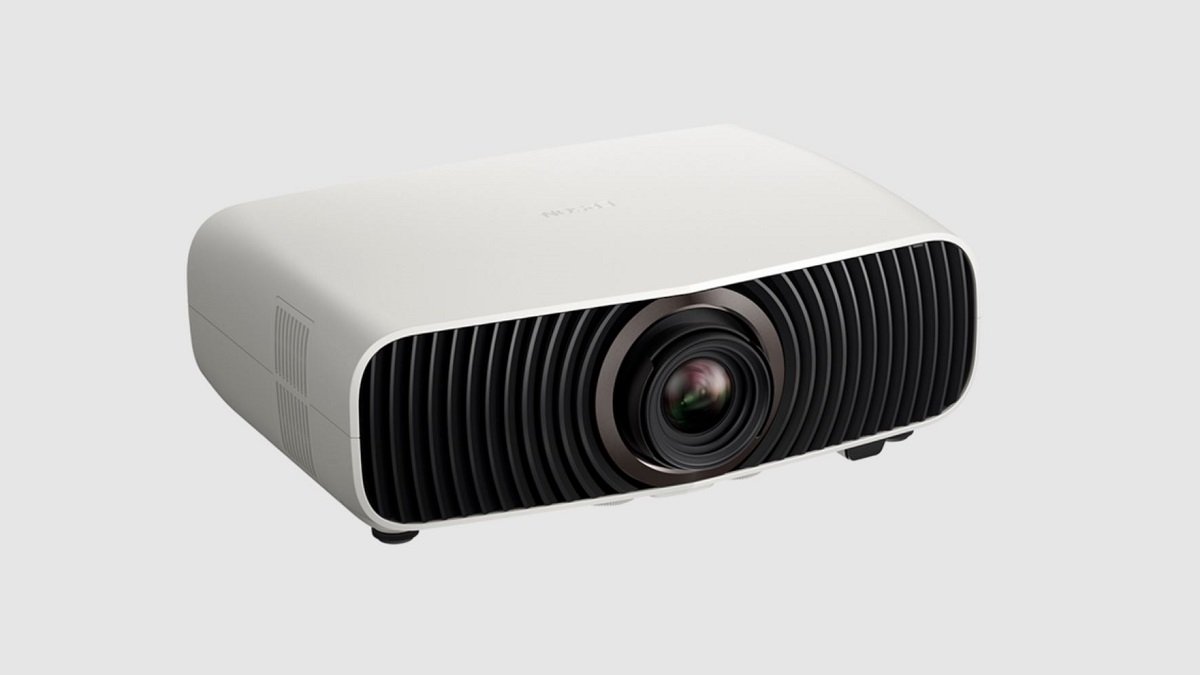 Epson tiene nuevos proyectores 4K: imagen brutal de 500 pulgadas en tu salón, incluso con la luz encendida