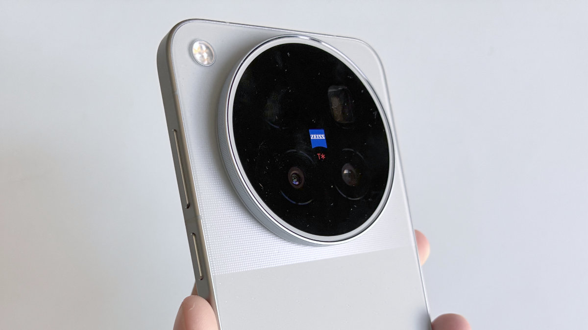 Vivo va a por la corona de la fotografía móvil: así es la nueva serie X500 con cámaras Zeiss